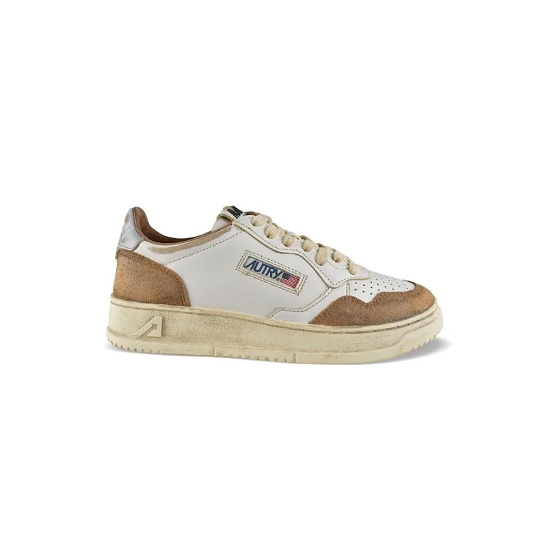 Autry International Lage-top sneaker Super Vintage Sneakers Neutrals