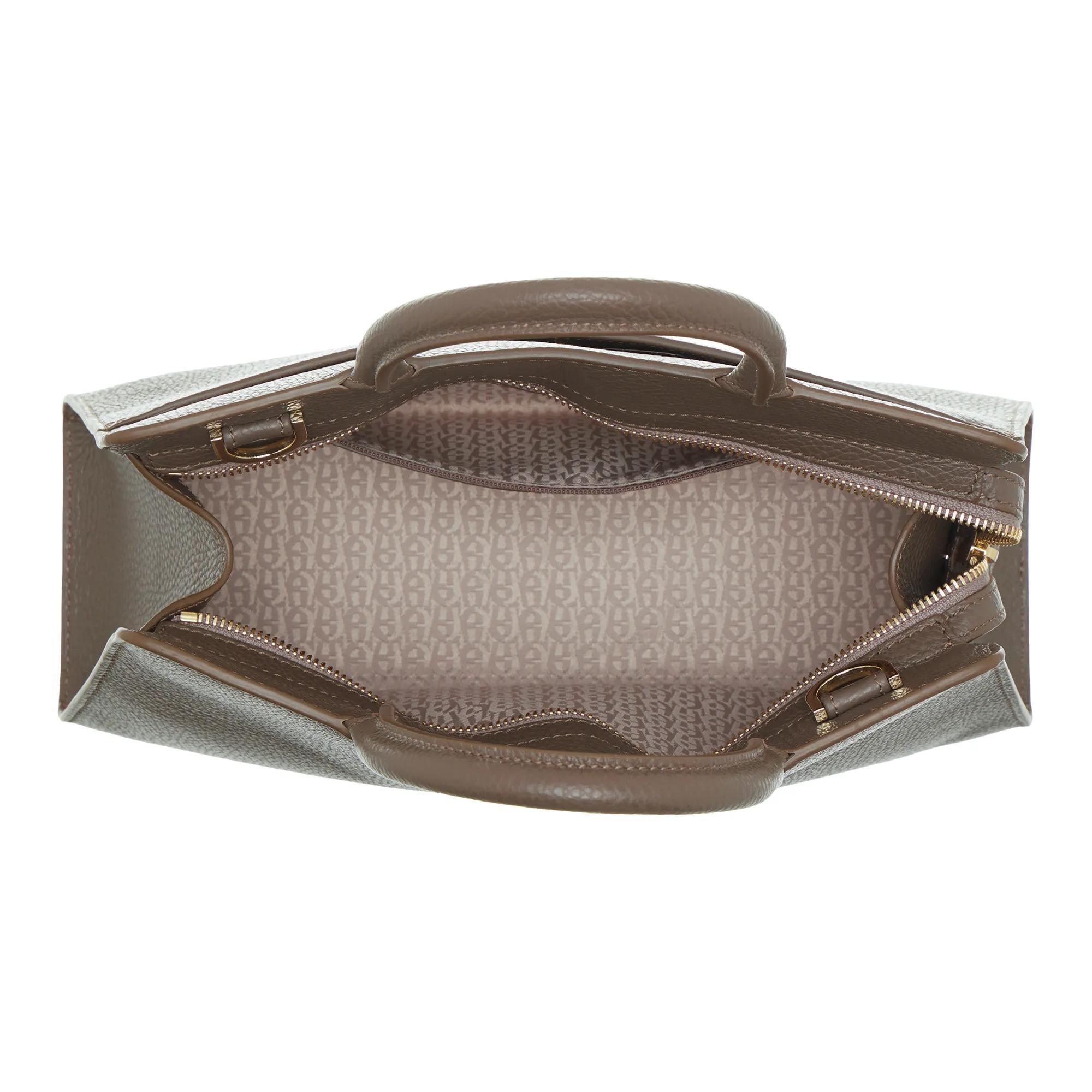 aigner Satchels Cybill in bruin