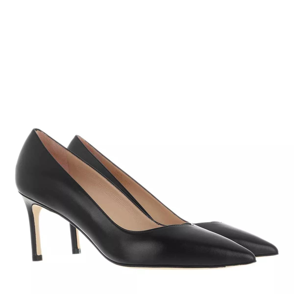 Stuart weitzman store gamma 70 pump