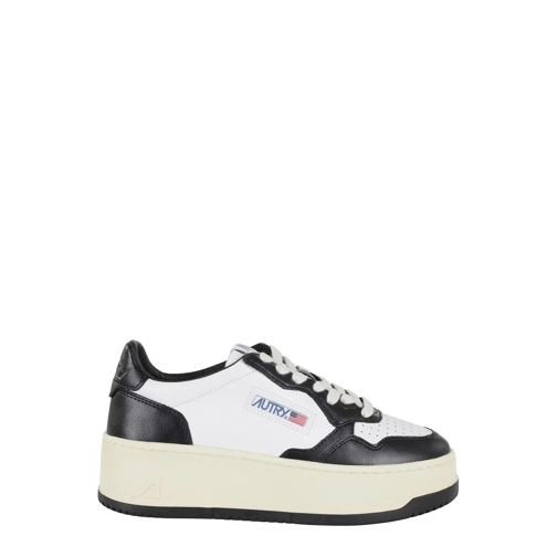 Autry International Low-Top Sneaker Low-Top Sneaker In White Leather White