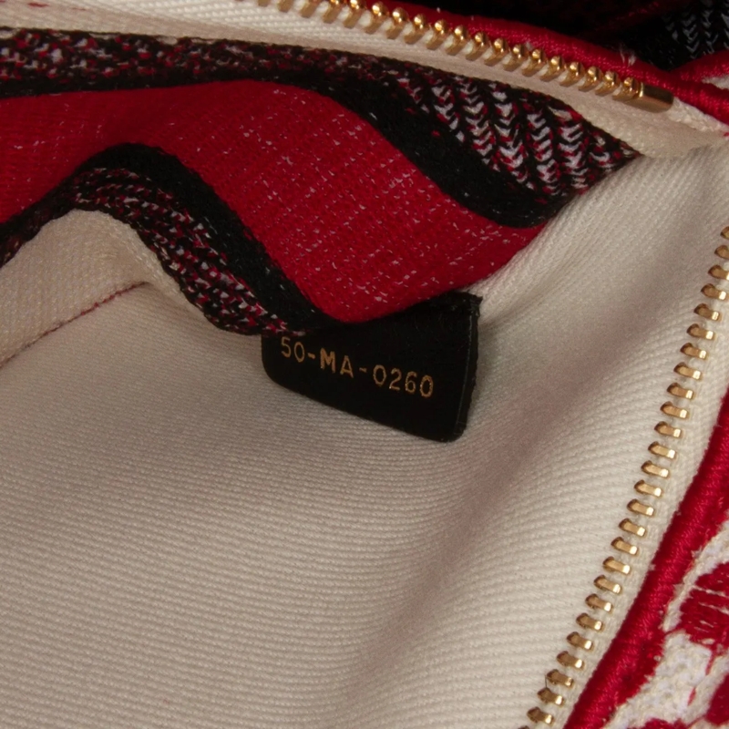 Christian Dior Schultertasche DiorAmour Medium Embroidered Canvas Dots Lady D Li rot