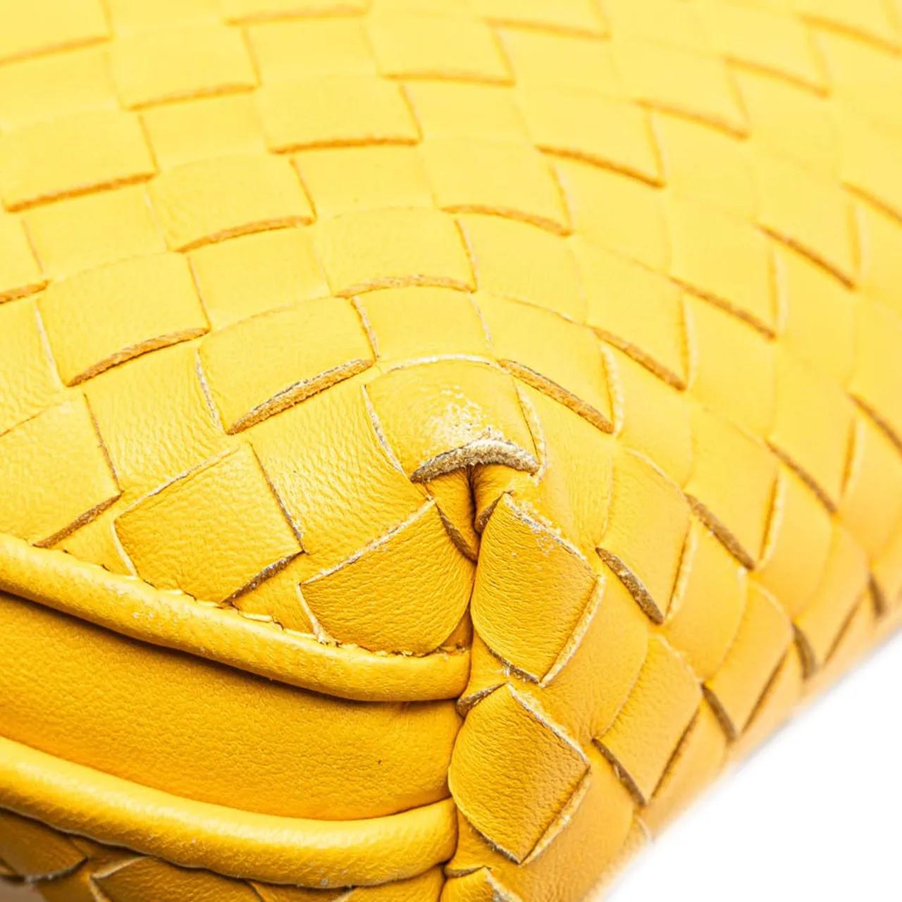 Thumbnail - Bottega Veneta Hobo Bags - 2012-2024 Medium Nappa Intrecciato Nodini Crossbod - Gr. unisize - in Gelb - für Damen