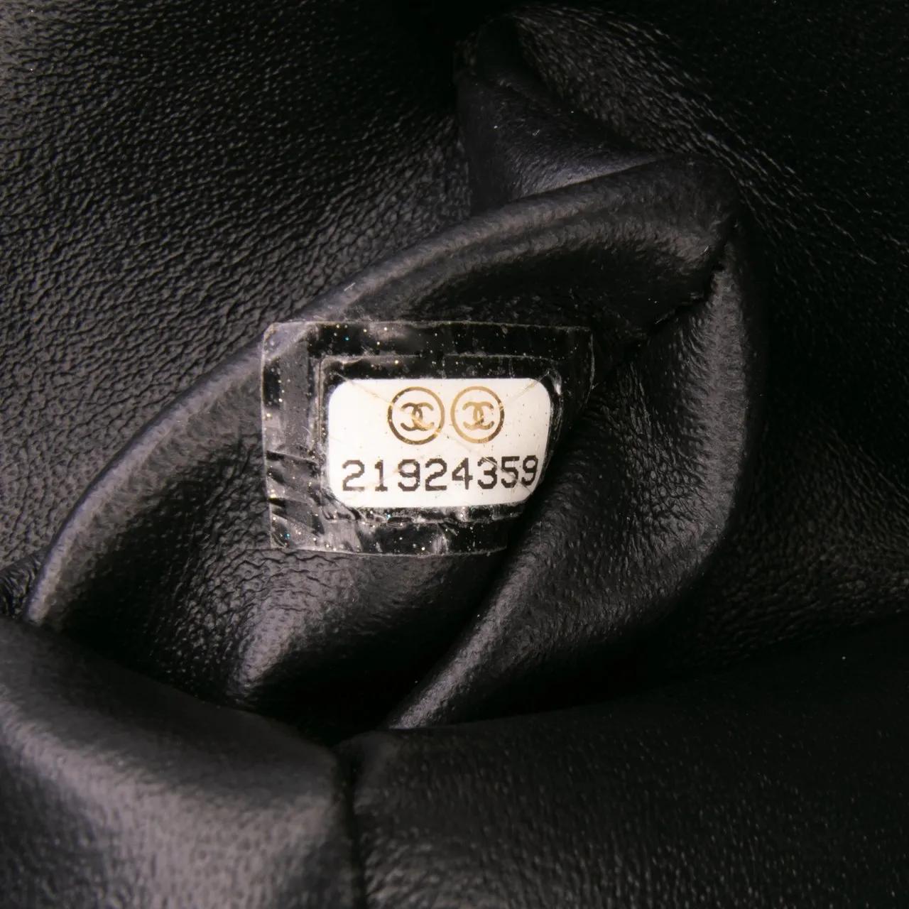 Thumbnail - Chanel Hobo Bags - Quilted Lambskin Pagoda Accordion Flap - Gr. unisize - in Schwarz - für Damen