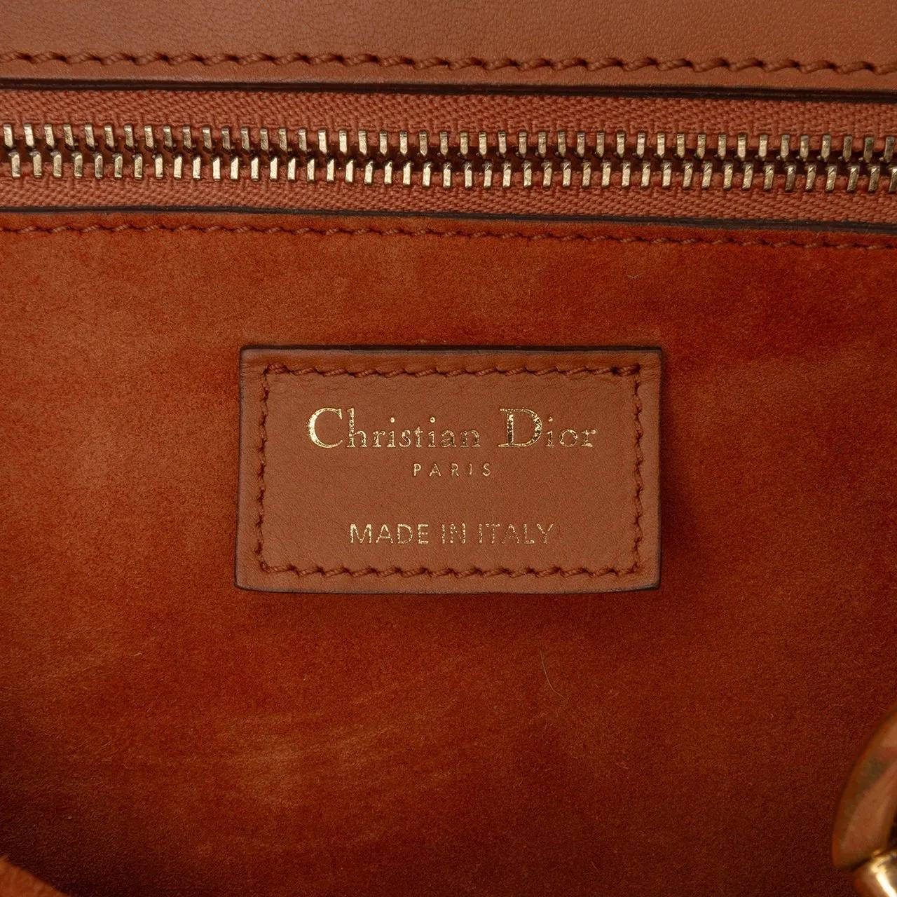 Thumbnail - Christian Dior Hobo Bags - Large Ultra Matte Calfskin Cannage Embossed Lady D - Gr. unisize - in Braun - für Damen