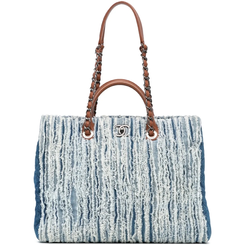 Chanel Sac à provisions Large Fringed Denim Shopping Tote blau