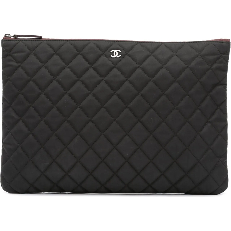 Chanel Pochette Large Quilted Nylon O Case Clutch schwarz