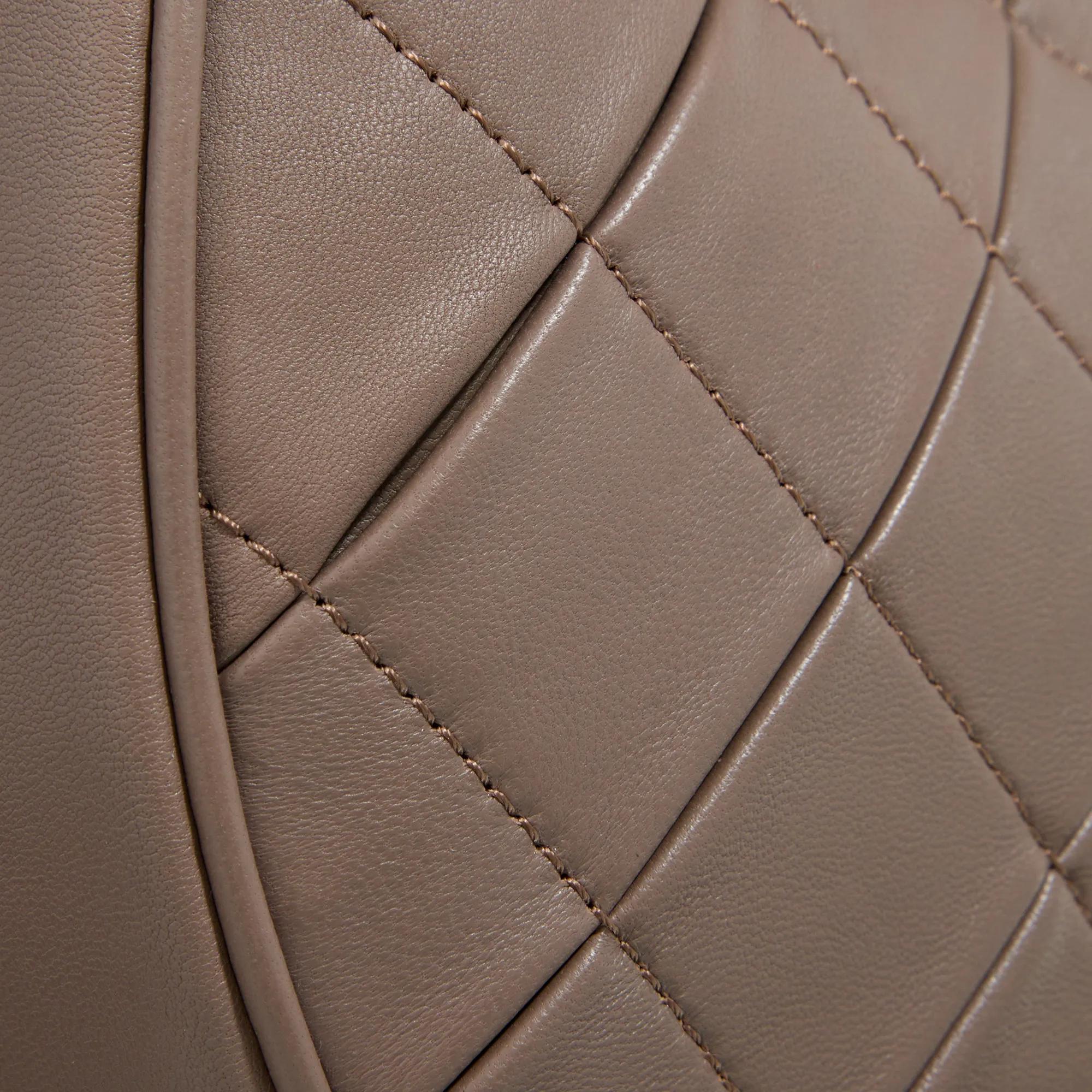 LESVISIONNAIRES Shoppers Harper Weave in taupe