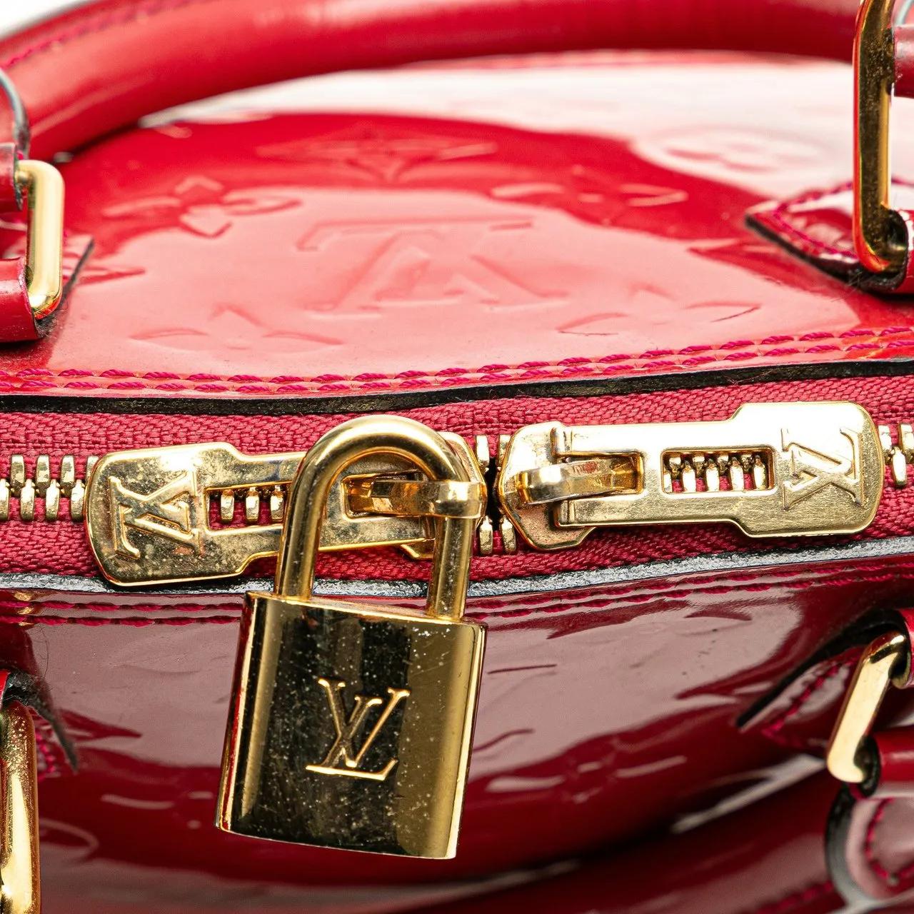 Thumbnail - Louis Vuitton Hobo Bags - 2013 Monogram Vernis Alma BB - Gr. unisize - in Rot - für Damen