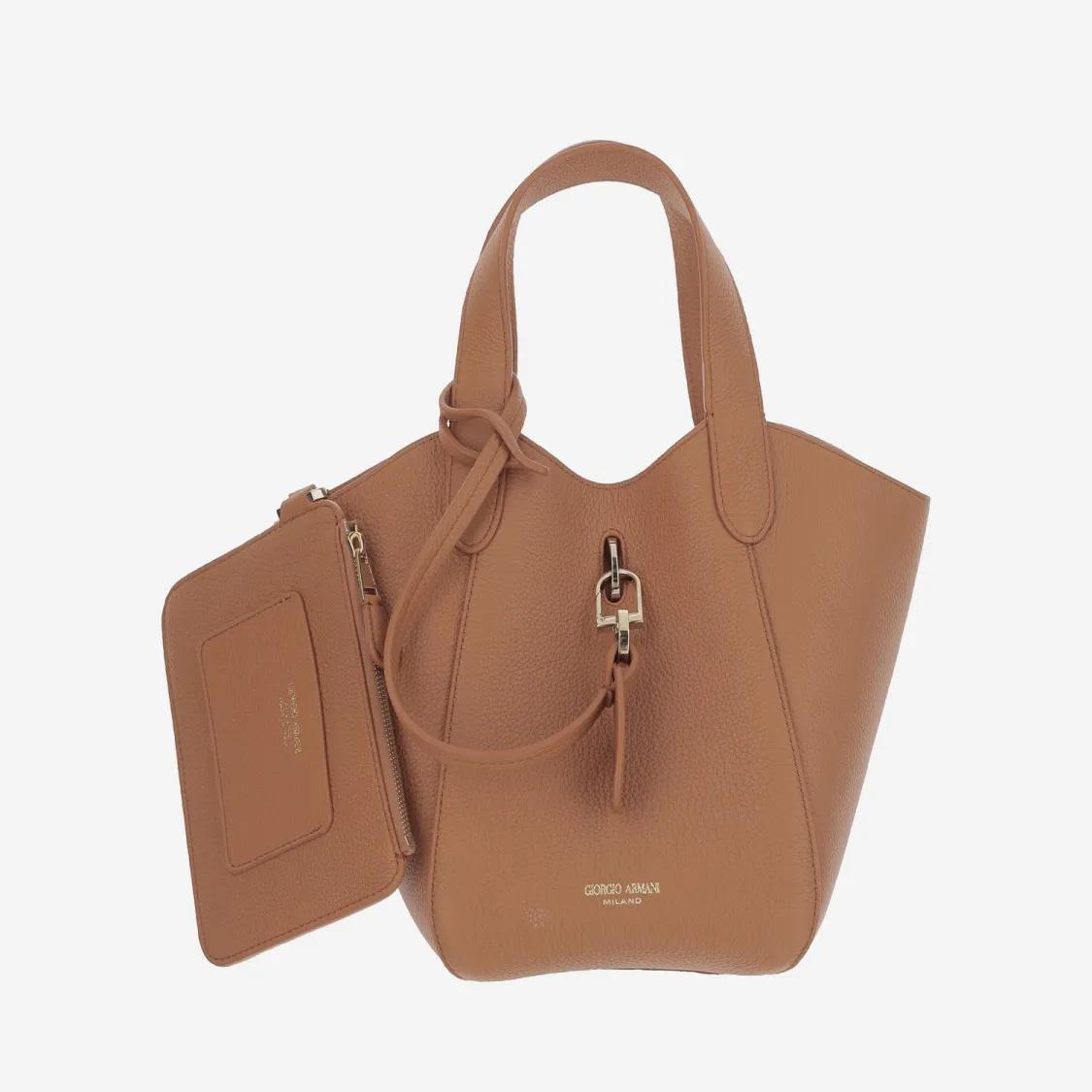 Giorgio Armani Shoppers & Totes Leather Tote Bag With Logo in bruin