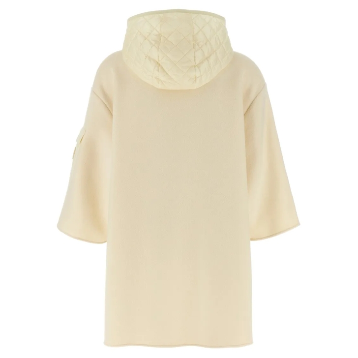 ポンチョ・ケープ Moncler Two-Material Cape With Padded Quilted Hood Moncler Two-Material Cape With Padded Quilted Hood Neutrals