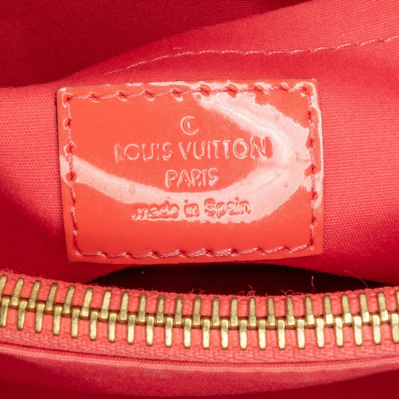 Louis Vuitton Totes & shoppers Monogram Vernis Montaigne BB in oranje