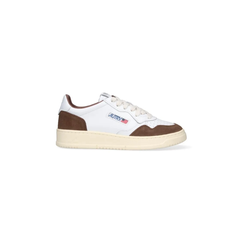 Autry International Sneaker basse Low-Top Sneakers With Streamlined Silhouette And T White