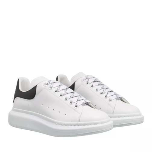 Alexander McQueen Oversized Sneakers White/Black Low-Top Sneaker