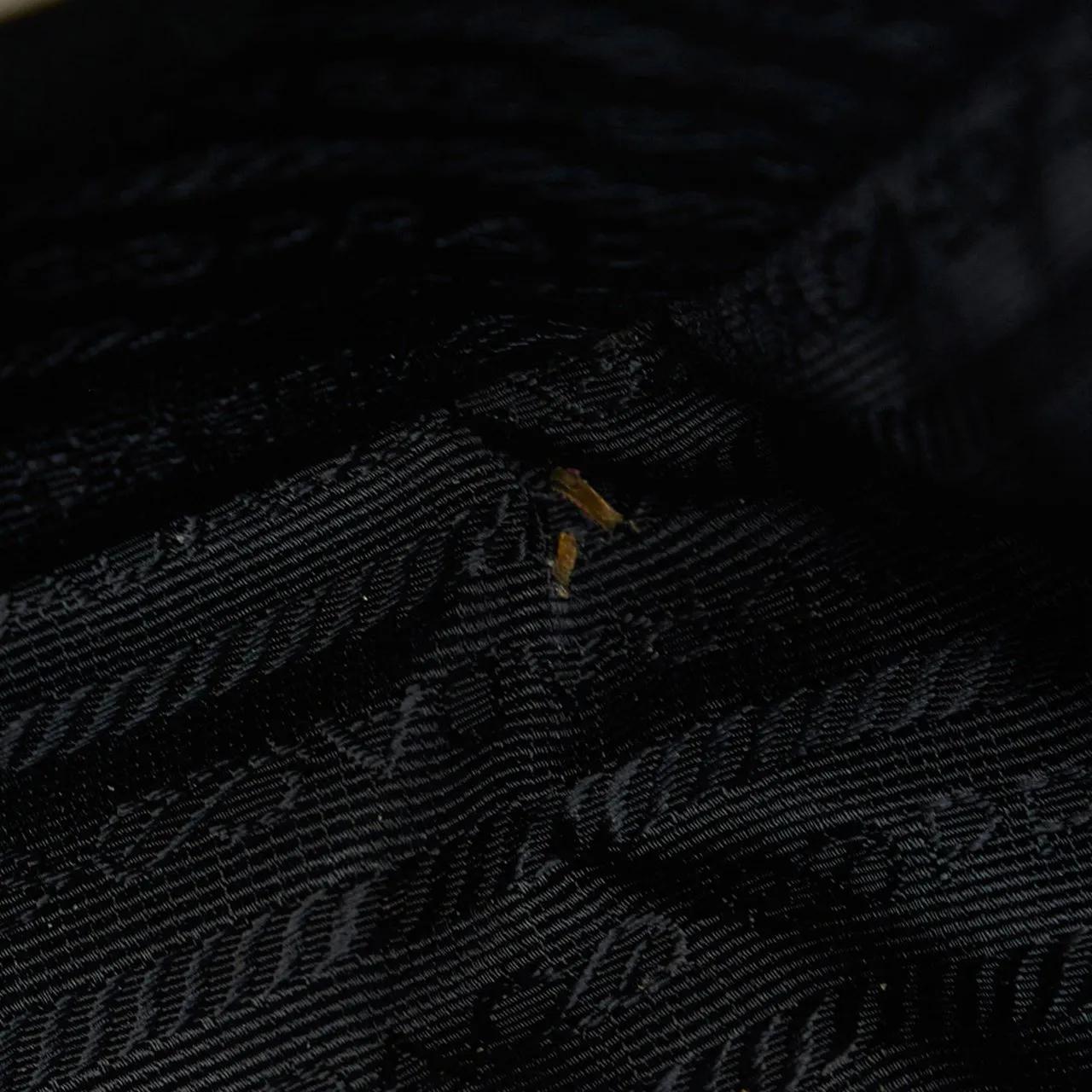 Prada Hobo bags 2010-present Tessuto Buckle Messenger Bag in zwart