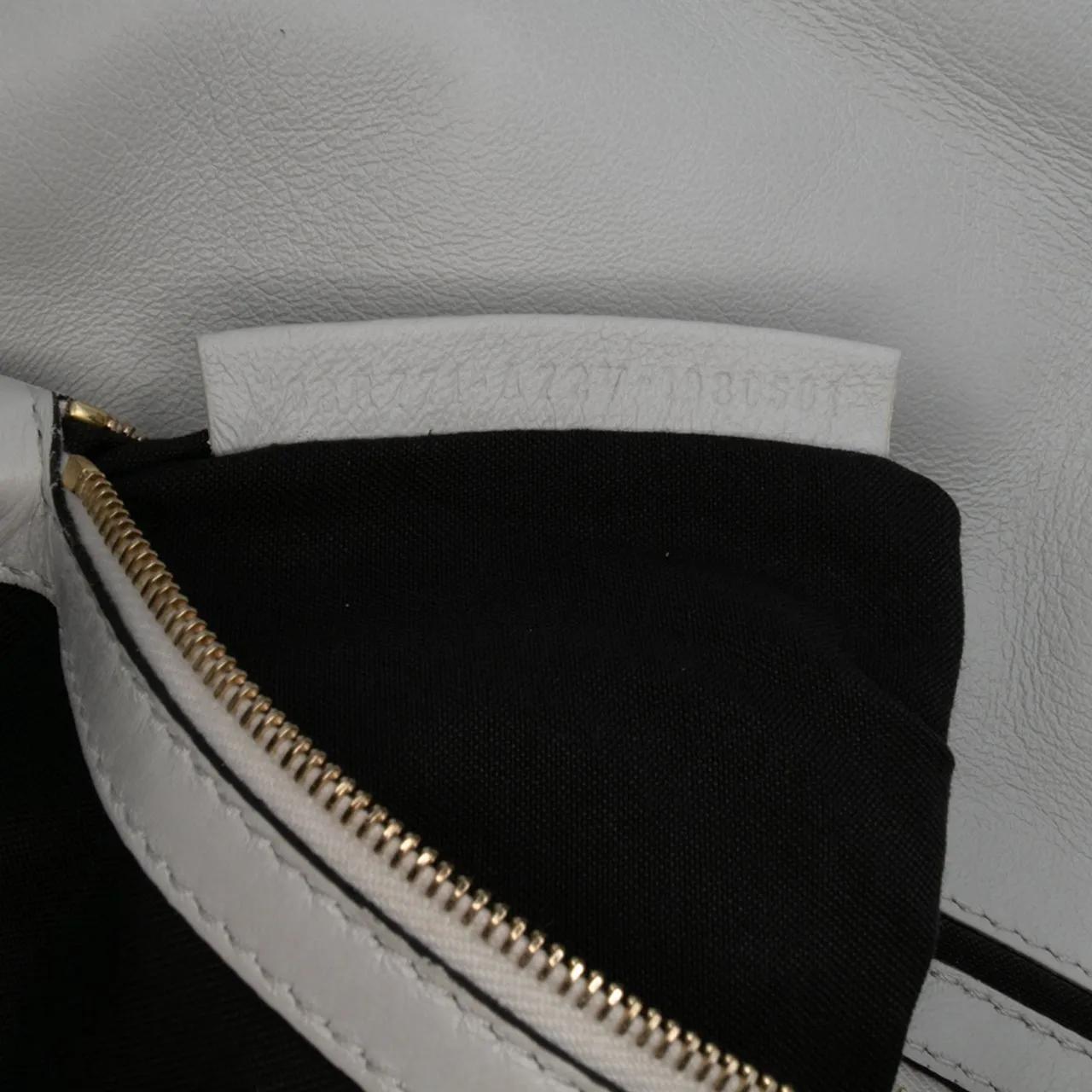 Thumbnail - Fendi Hobo Bags - Large Zucca Embossed Leather Baguette Satchel - Gr. unisize - in Weiß - für Damen