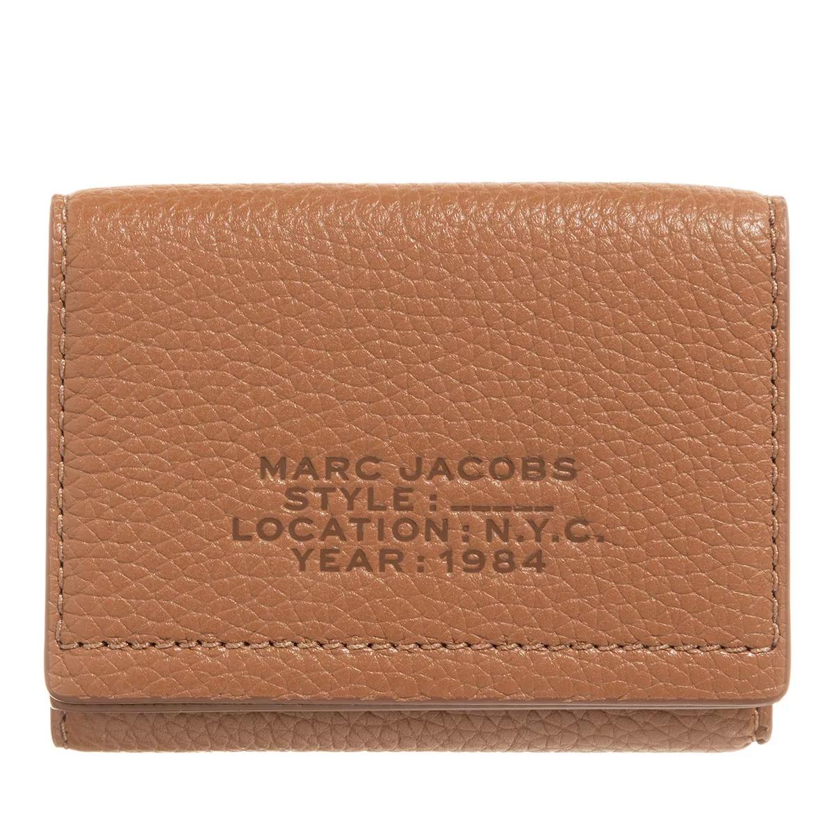 Iridescent wallet discount marc jacobs