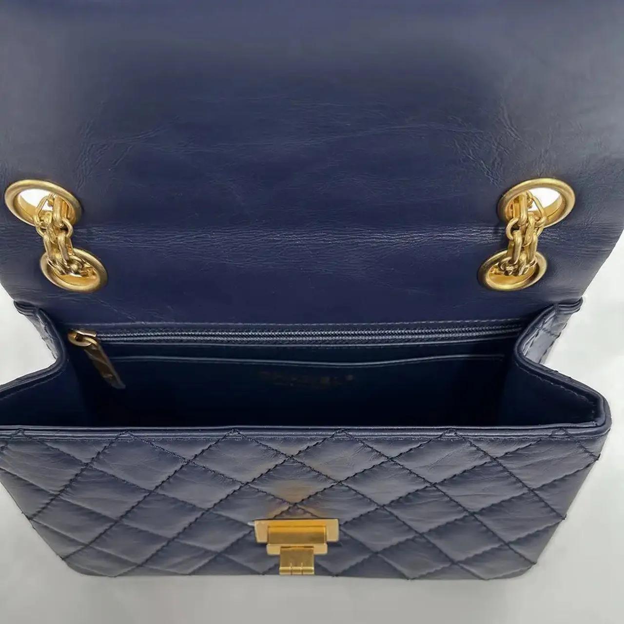 Thumbnail - Chanel Hobo Bags - Chanel 2.55 Mini Bag calfskin in vintage look dark - Gr. unisize - in Blau - für Damen
