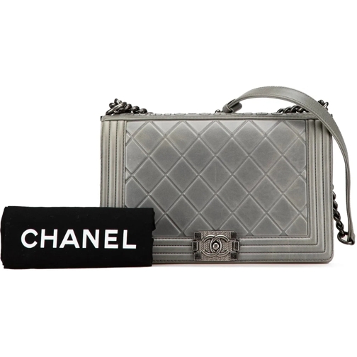 Chanel Sac à bandoulière 2015-2016 Paris-Salzburg Medium Embossed Calfskin  grau (Image 19)