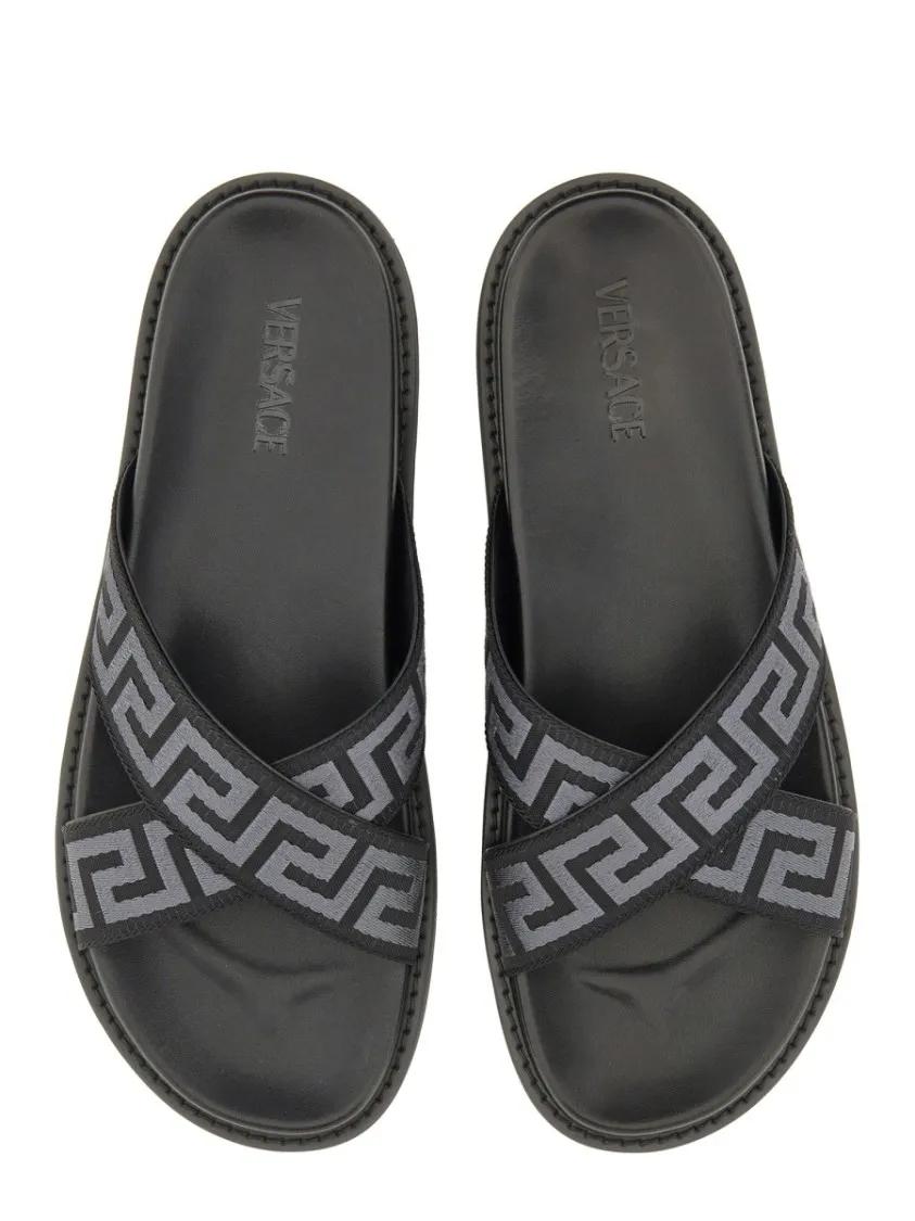 Thumbnail - Versace Loafer - Sandal With Logo - Gr. 39 (EU) - in Schwarz - für Damen