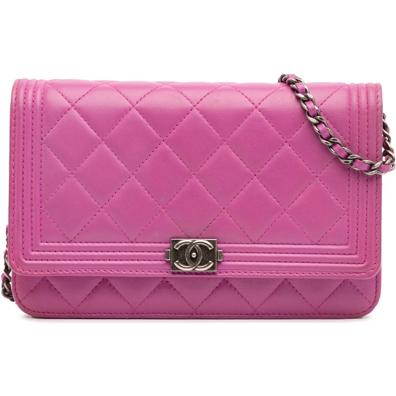 Chanel Sac à bandoulière Lambskin Boy Wallet on Chain lila