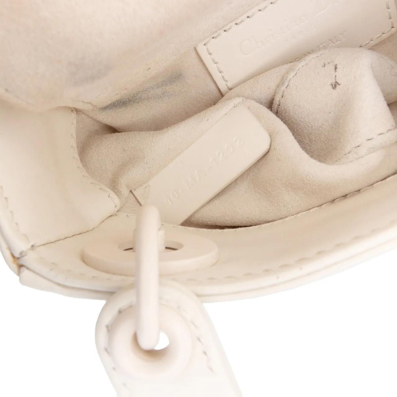 Thumbnail - Christian Dior Hobo Bags - Micro Ultra Matte Calfskin Cannage Diamond Motif L - Gr. unisize - in Weiß - für Damen