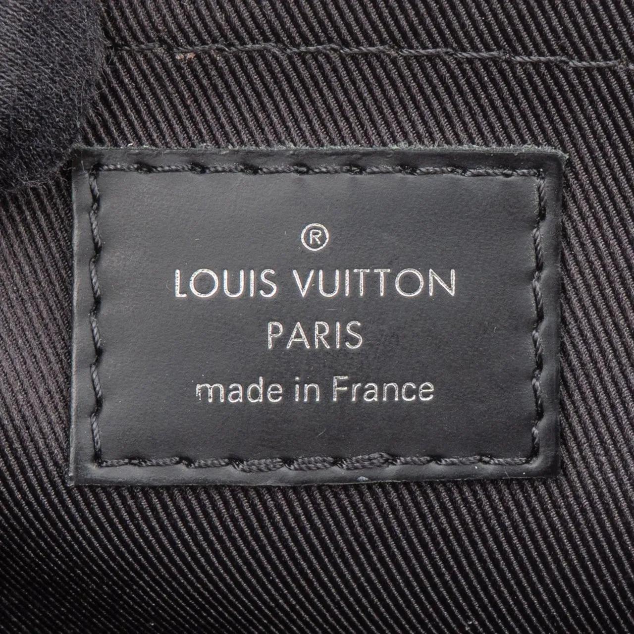 Thumbnail - Louis Vuitton Crossbody Bags - Louis Vuitton Canvas Graphit Monogram Discovery Po - Gr. unisize - in Schwarz - für Damen