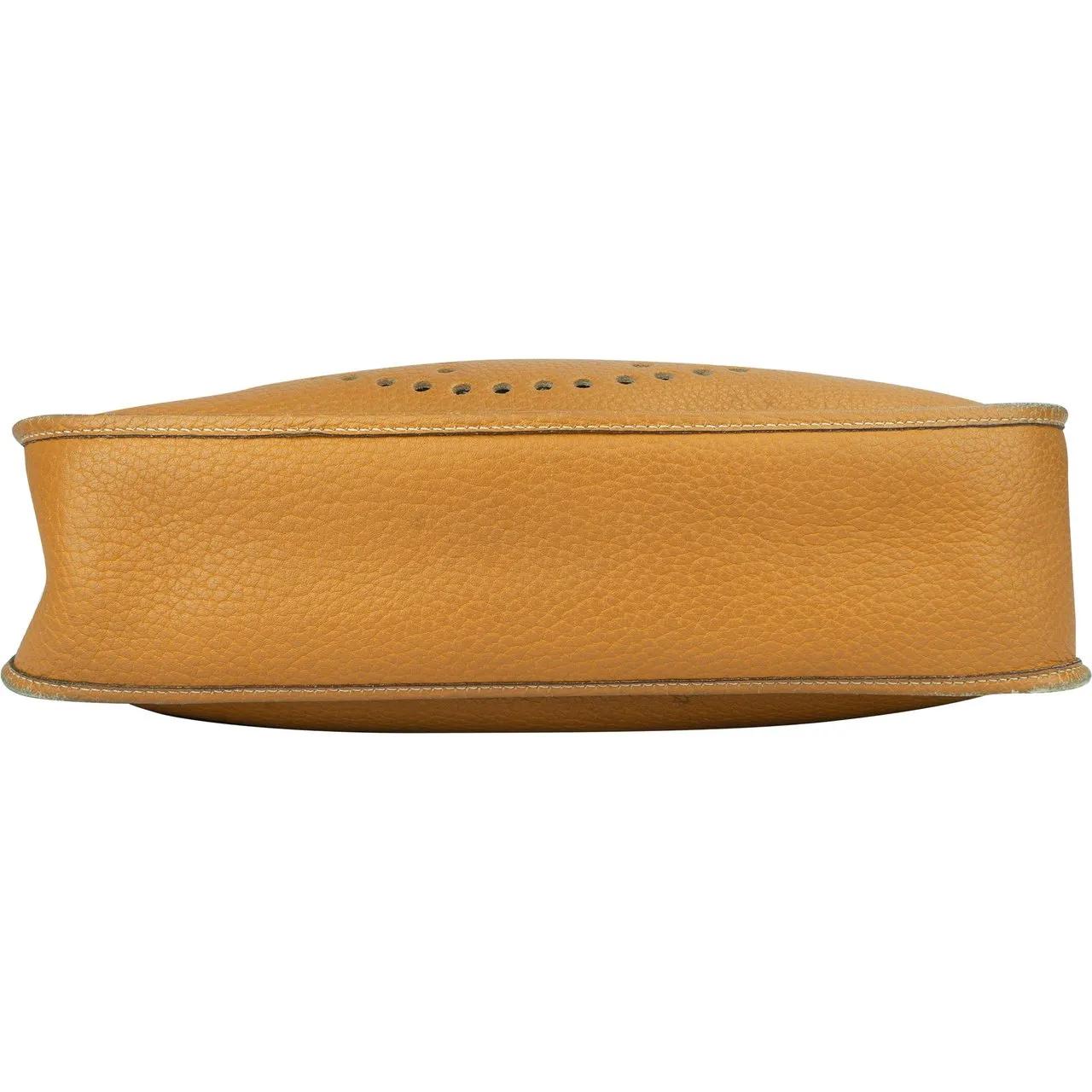 Thumbnail - Hermès Crossbody Bags - Hermes Camel Ardennes Leather Evelyne GM Crossbody - Gr. unisize - in Braun - für Damen