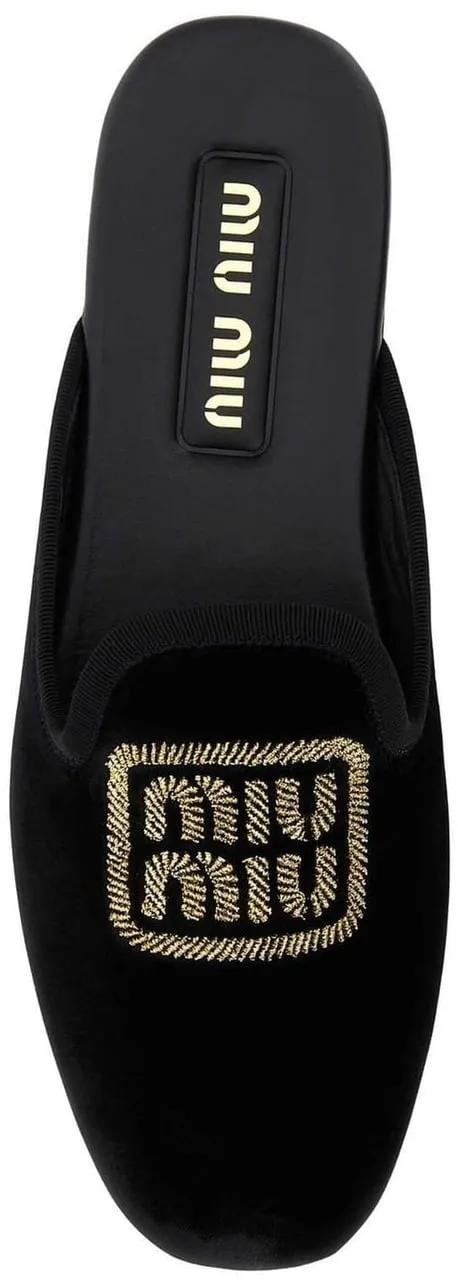 Thumbnail - Miu Miu Hohe Schuhe - Miu Miu Logo Embroidered Slip-On Mules - Gr. 35 (EU) - in Schwarz - für Damen