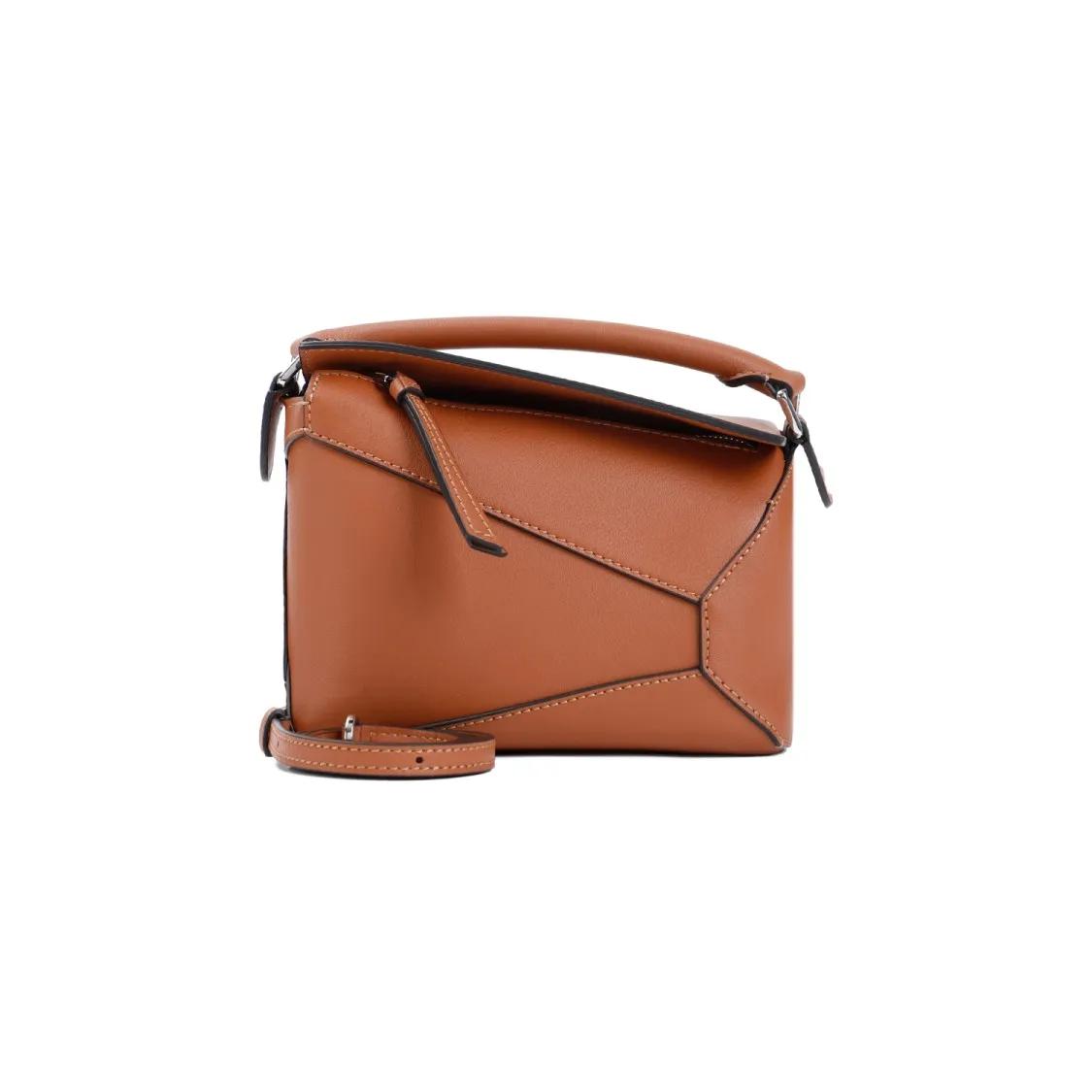 Loewe Shopper - Tan Puzzle Edge Leather Mini Bag - Gr. unisize - in Braun - für Damen