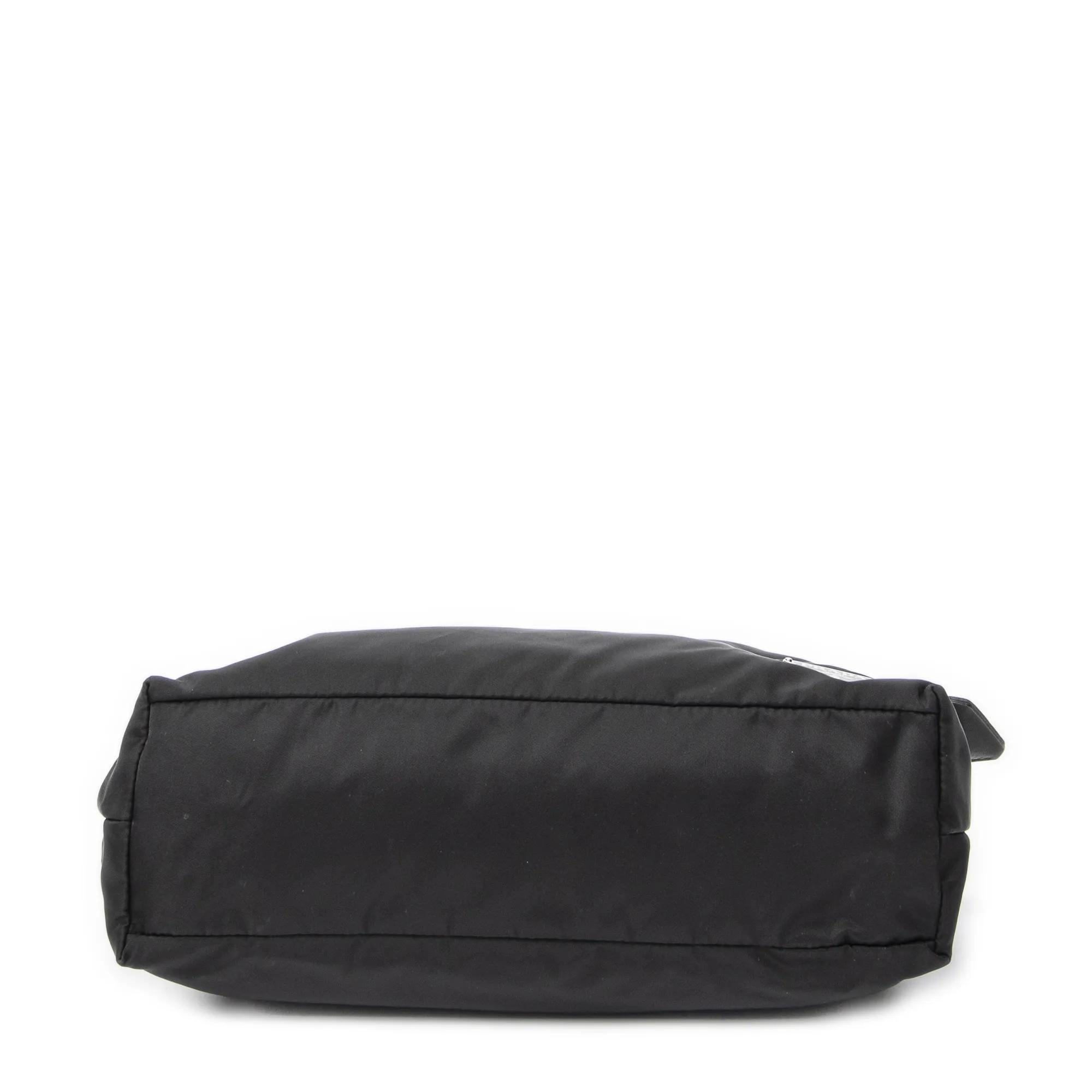 Thumbnail - Prada Crossbody Bags - Horizontal Zip Messenger - Gr. unisize - in Schwarz - für Damen