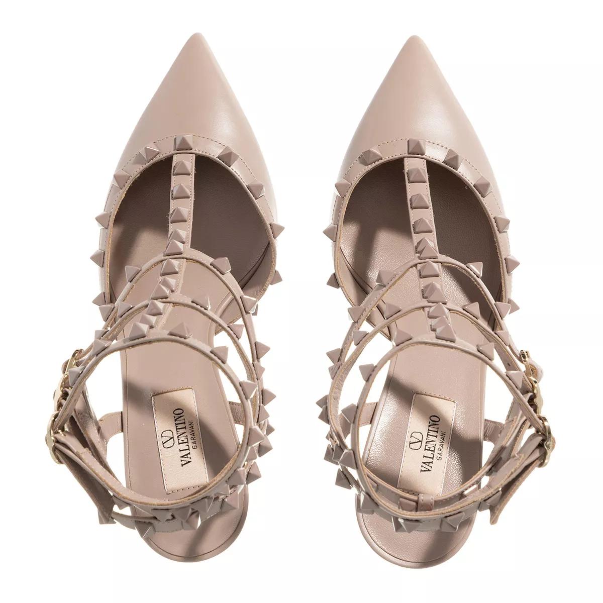 Valentino rockstud pumps on sale poudre