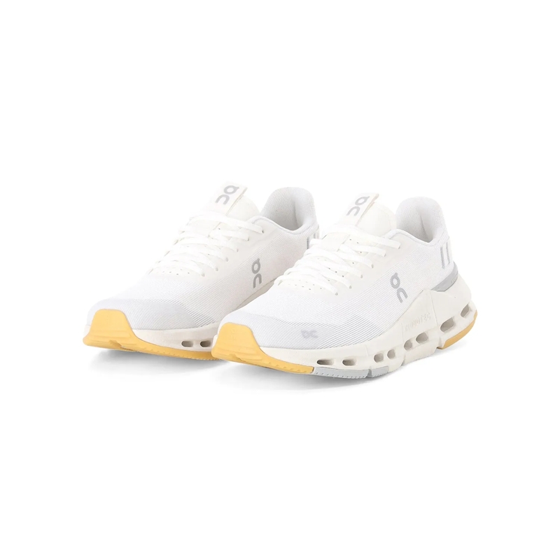 ON RUNNING Schnürschuhe Cloudnova Form 2 Technical Sneakers White