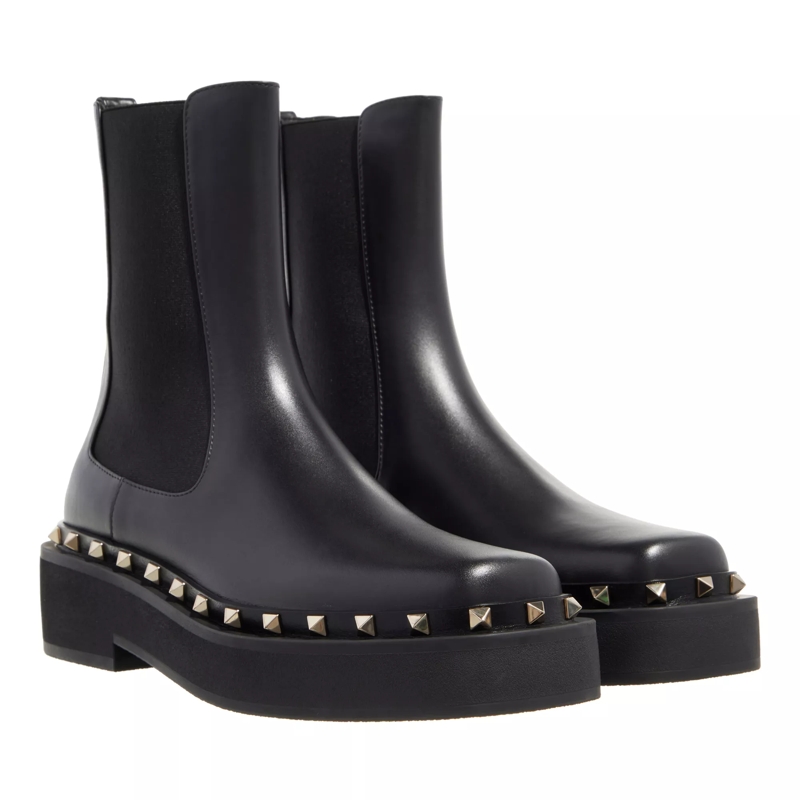Valentino Garavani Chelsea Boots Platform Plain Toe Round Boots Black