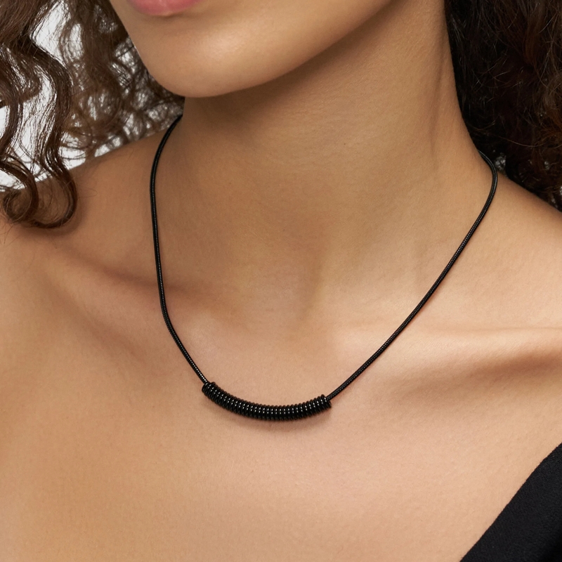 Liebeskind Berlin Mittellange Halskette Edelstahl Twist schwarz(Image 5)