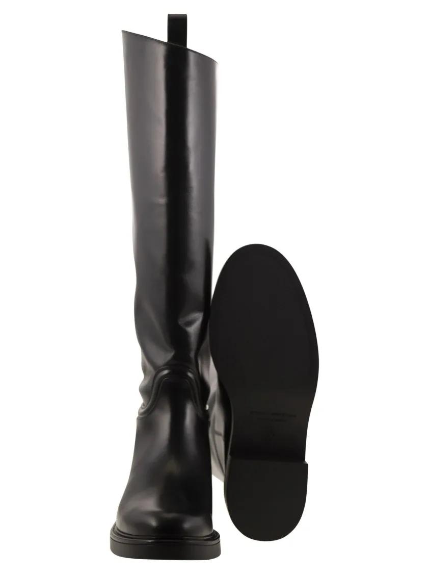 Thumbnail - Stuart Weitzman Stiefel - Celia - Leather Boot - Gr. 41 (EU) - in Schwarz - für Damen