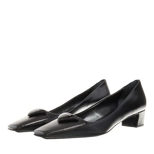 Prada Pump Saffiano Leather Pumps Nero