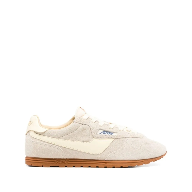 Autry International Low-Top-Sneaker Beige Suede Sneakers With Cream Accents Neutrals