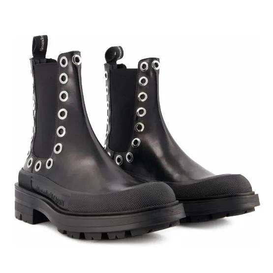 Alexander McQueen Stiefel - Tread Slick Ankle Boots  - Black/White - Leather - Gr. 40 (EU) - in Schwarz - für Damen