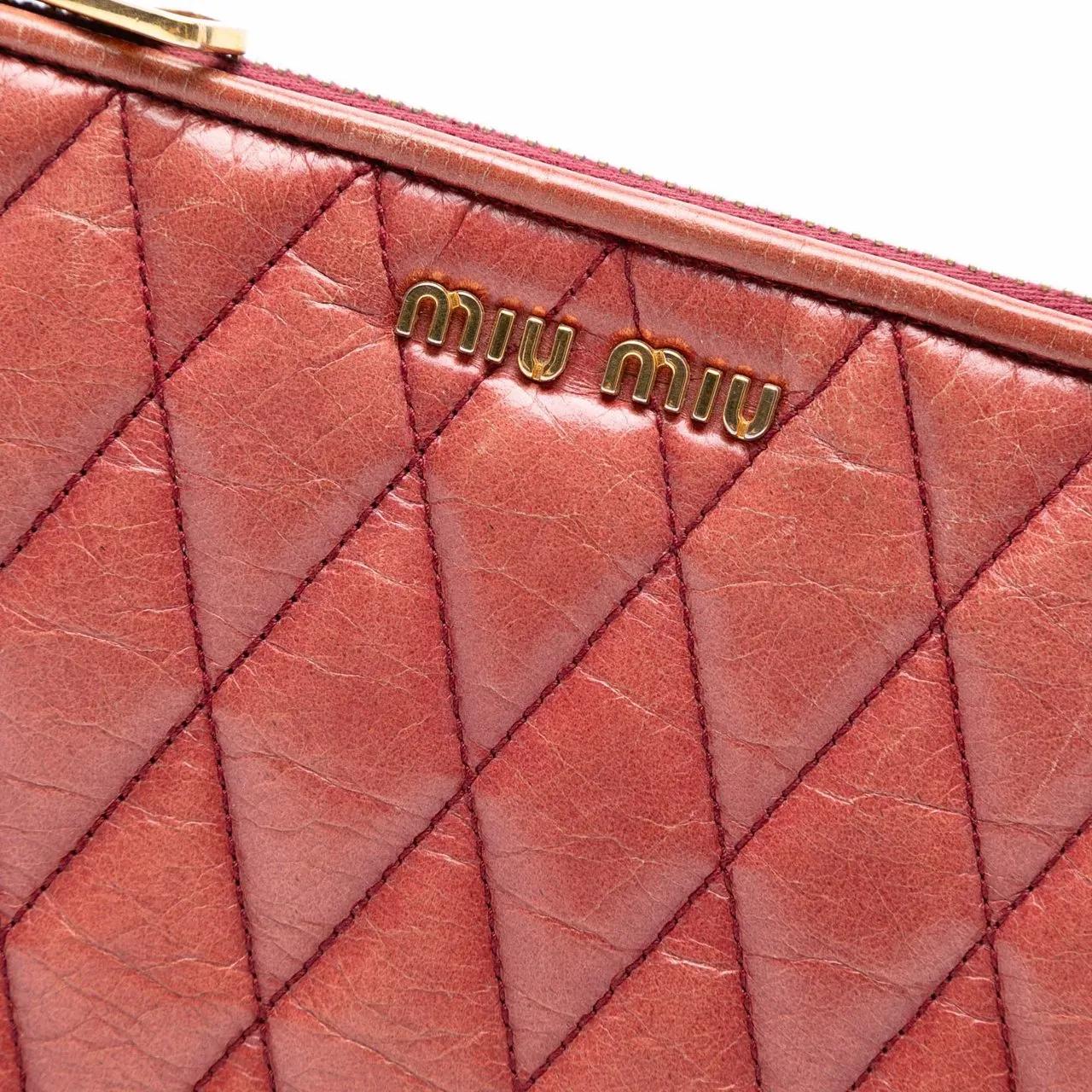 Thumbnail - Miu Miu Hobo Bags - Matelasse Lambskin Crossbody - Gr. unisize - in Rot - für Damen