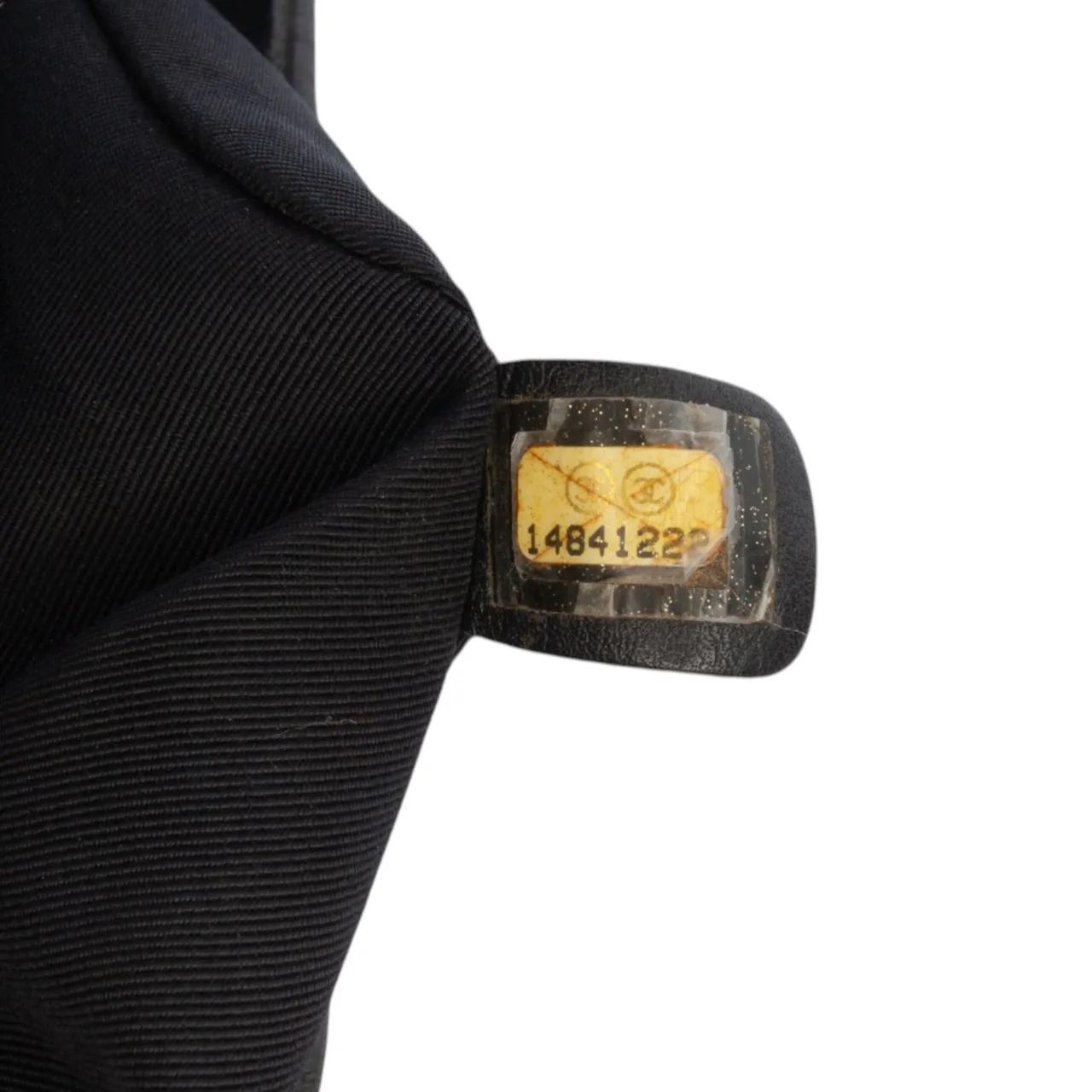 Thumbnail - Chanel Hobo Bags - Large Iridescent Quilted Calfskin Coco Pleats Flap - Gr. unisize - in Schwarz - für Damen