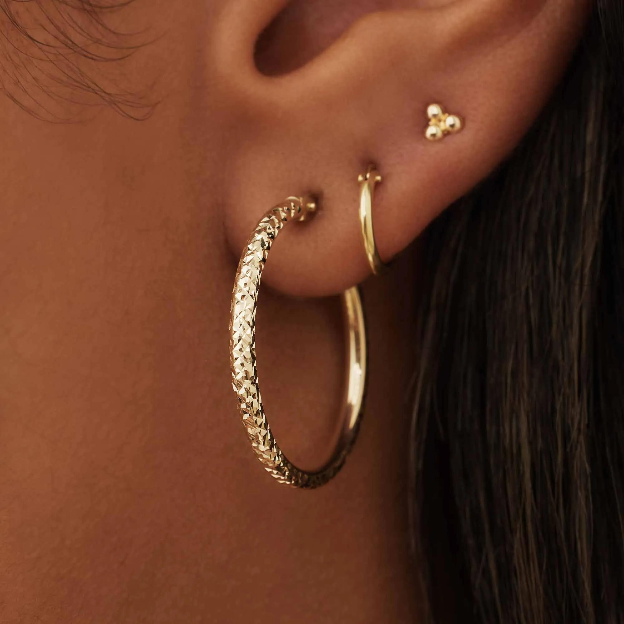 Thumbnail - Isabel Bernard Ohrringe - Rivoli Laura 14 karat hoop earrings - Gr. unisize - in Gold - für Damen