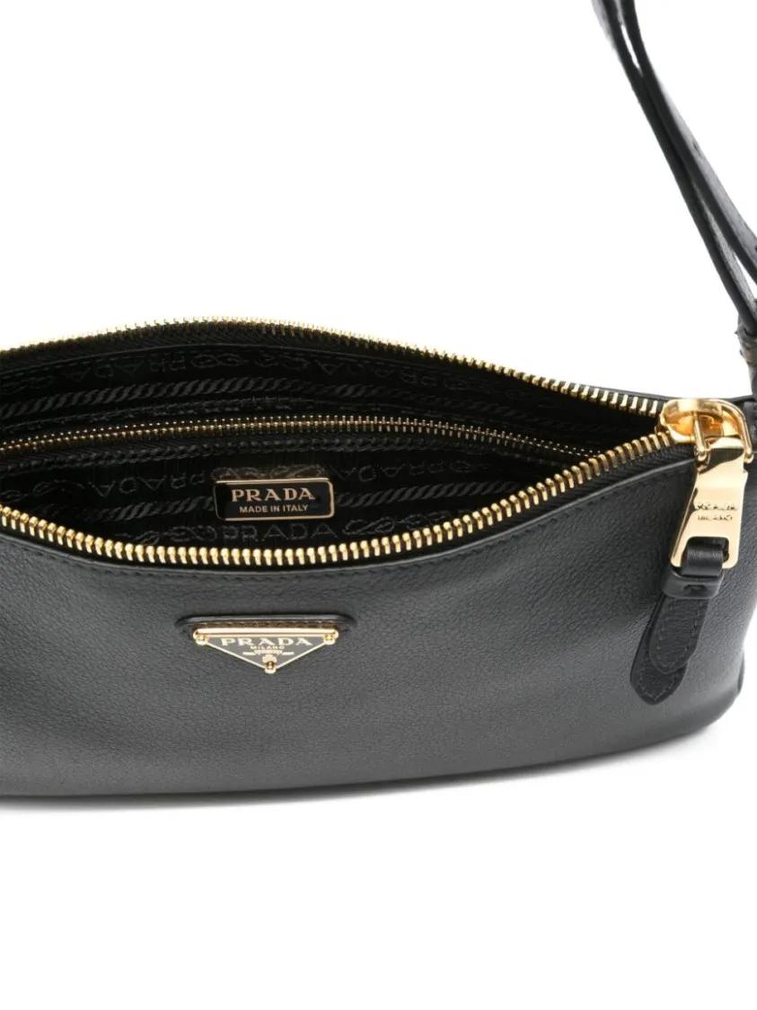Thumbnail - Prada Hobo Bags - Triangle-Logo Shoulder Bag - Gr. unisize - in Schwarz - für Damen