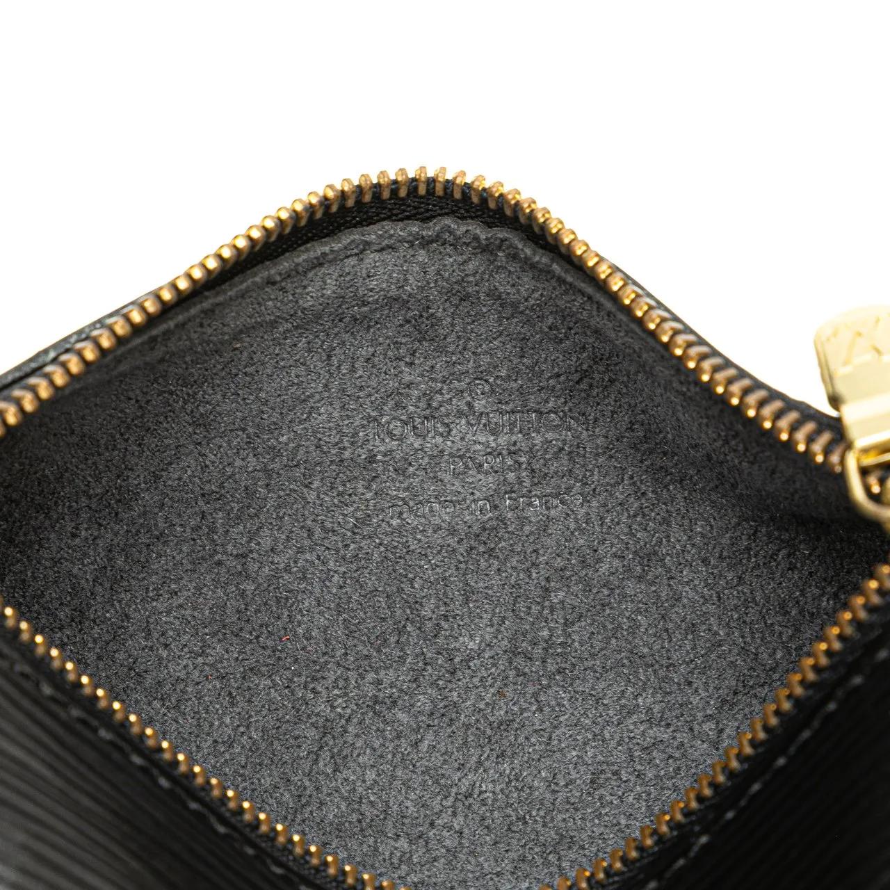 Thumbnail - Louis Vuitton Kosmetiktaschen - Epi Soufflot Pochette - Gr. unisize - in Schwarz - für Damen