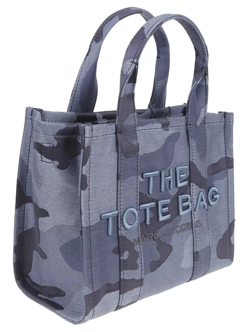 Marc Jacobs Shoppers & Totes Compact Camouflage Jacquard Tote With Carrying Opt in blauw