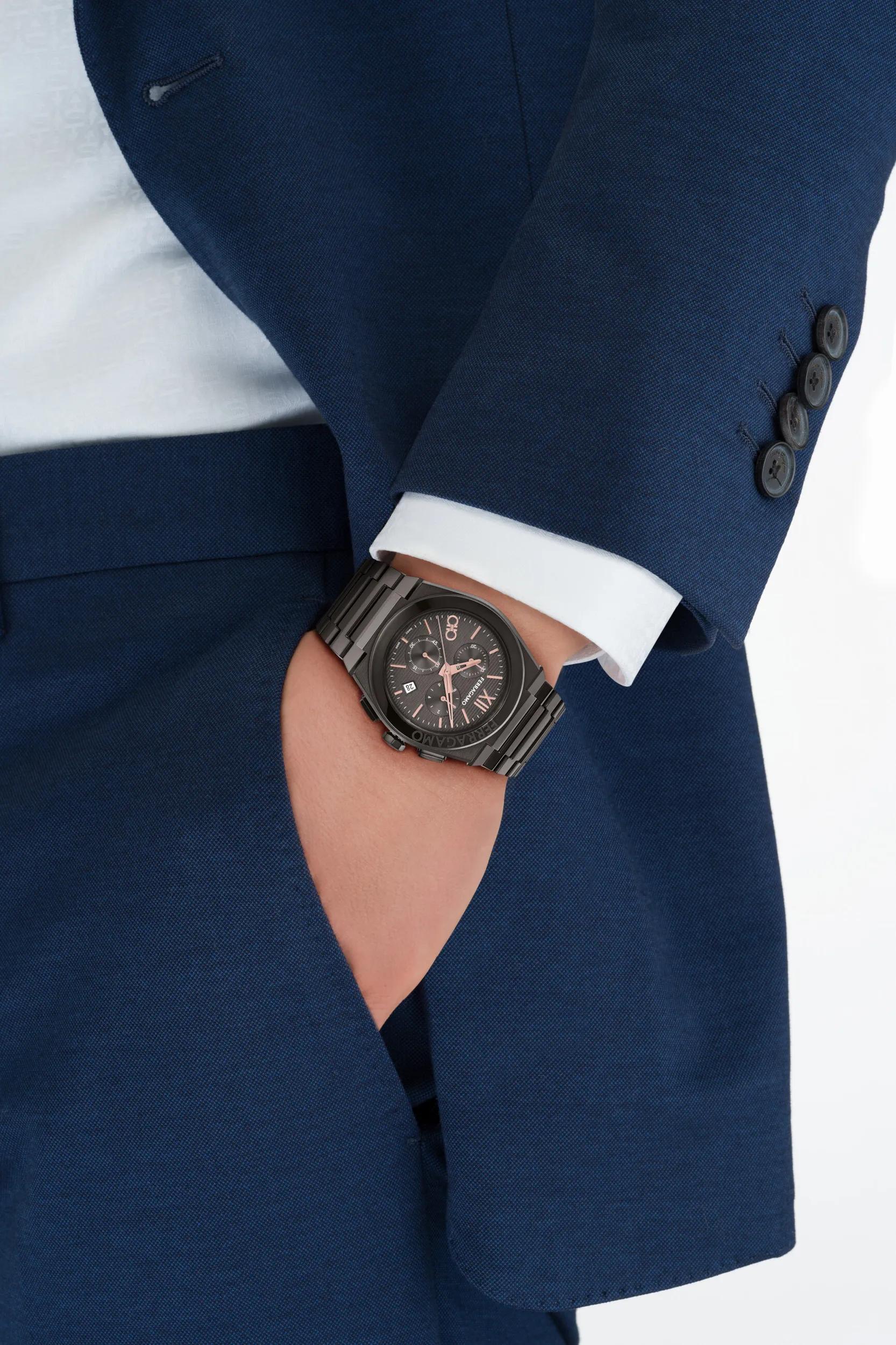 Thumbnail - Salvatore Ferragamo Uhren - Quarz Chronograph Uhr Mr-Vega Chrono - Gr. unisize - in Grau - für Damen