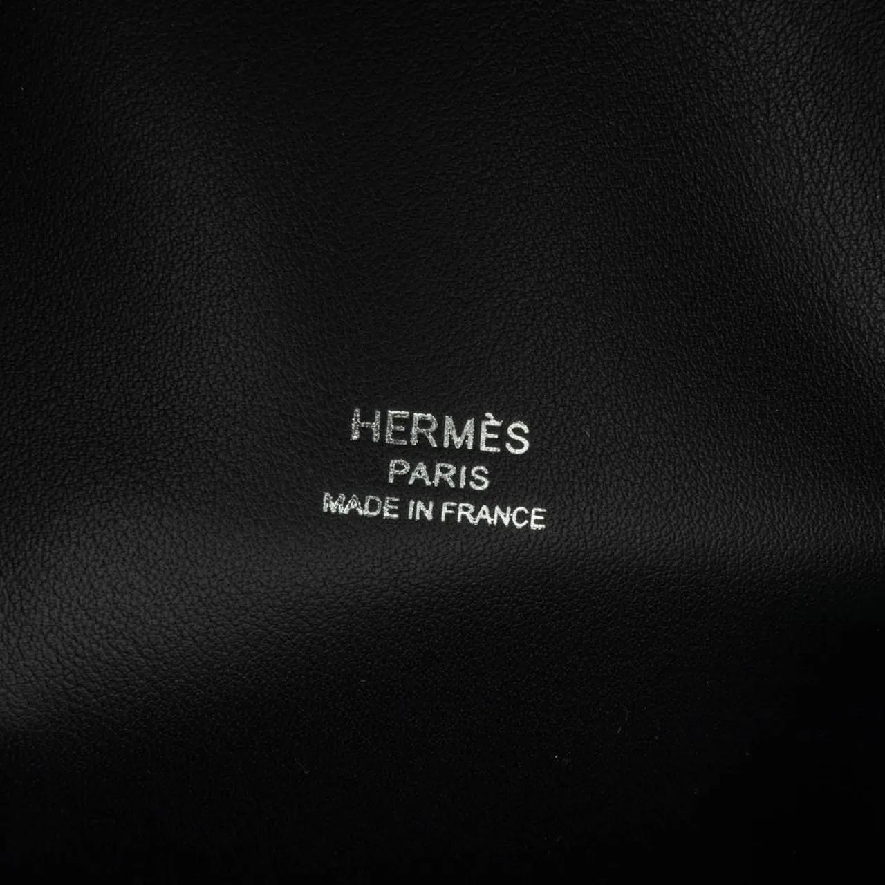 Hermès Hobo bags 2023 Epsom Petite Course in zwart