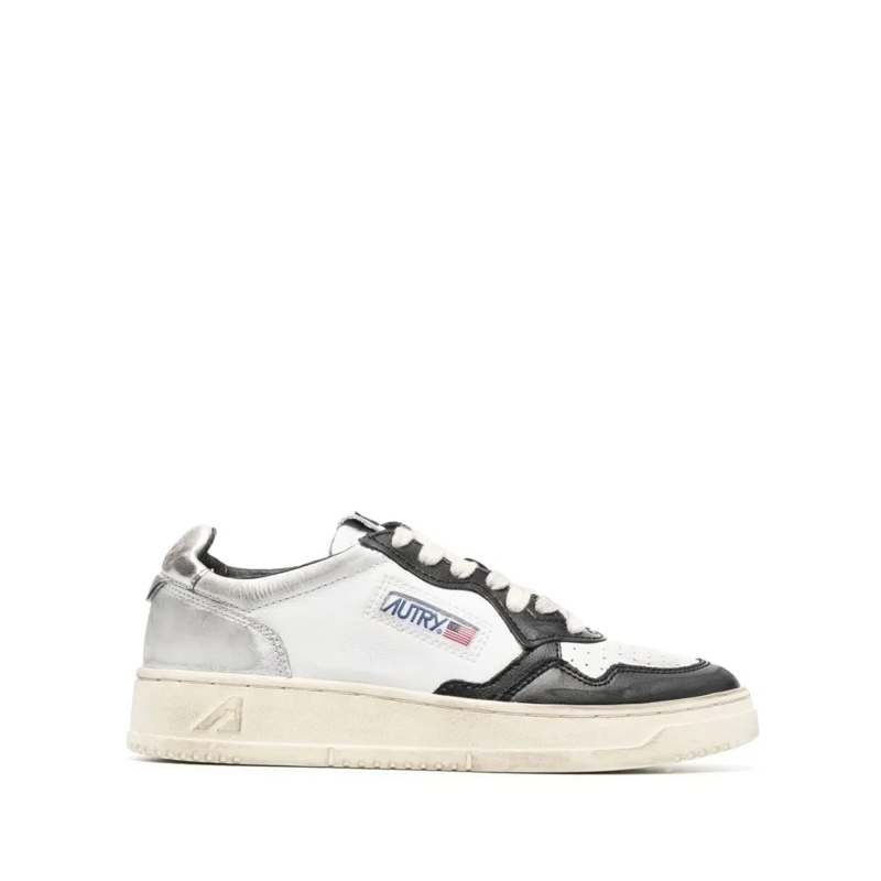 Autry International Lage-top sneaker Calf Leather Low-Top Sneakers Neutrals