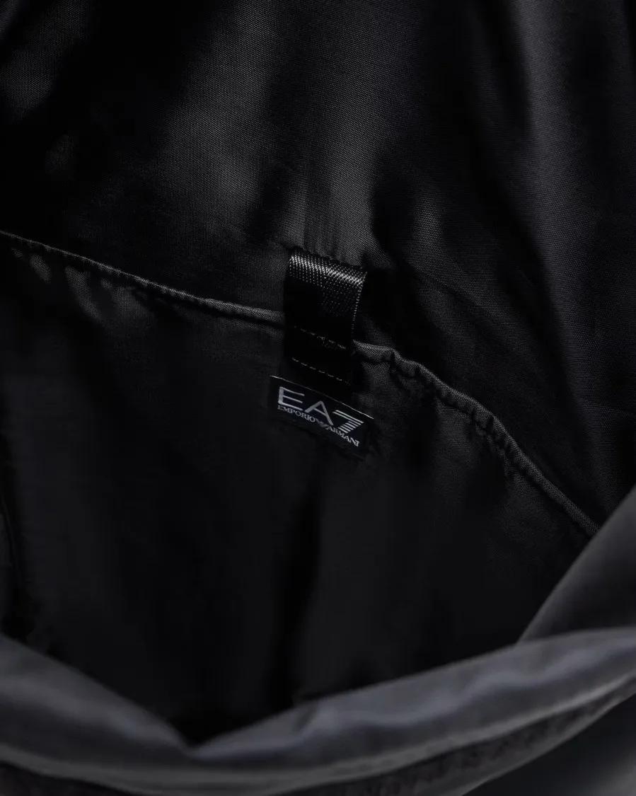 Thumbnail - Emporio Armani Rucksäcke - Ea7 Roll-Top Backpack With Spacious Main Compartme - Gr. unisize - in Schwarz - für Damen