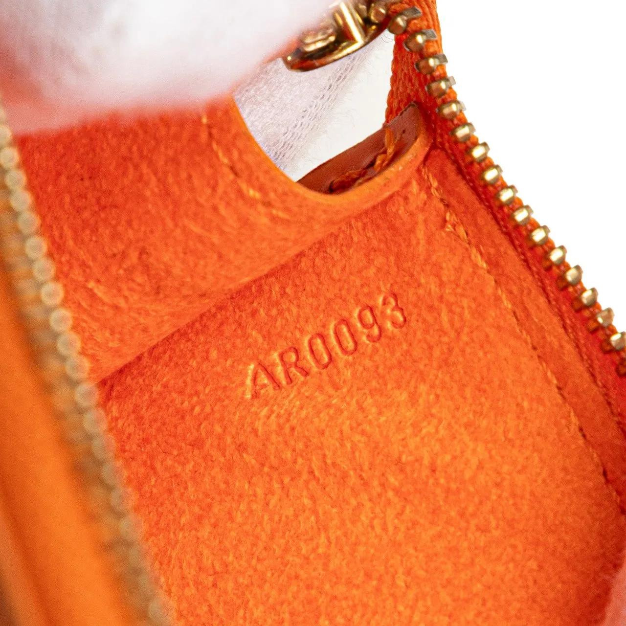 Thumbnail - Louis Vuitton Hobo Bags - Epi Pochette Accessoires - Gr. unisize - in Orange - für Damen