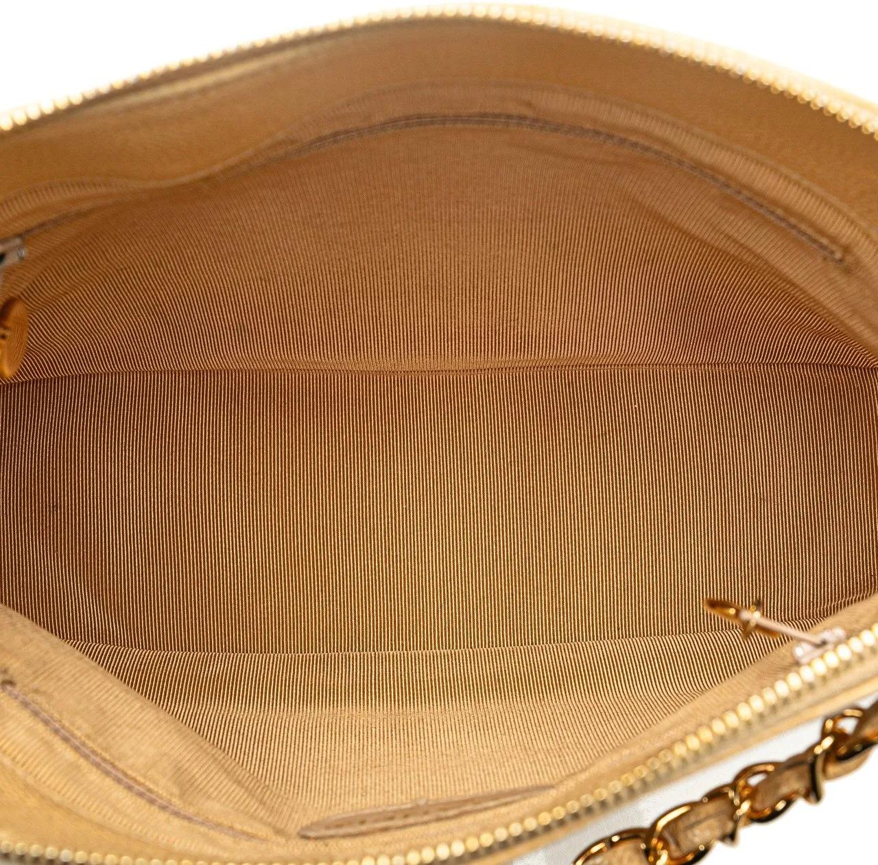 Chanel Hobo bags 1996-1997 Caviar Shoulder Bag in geel